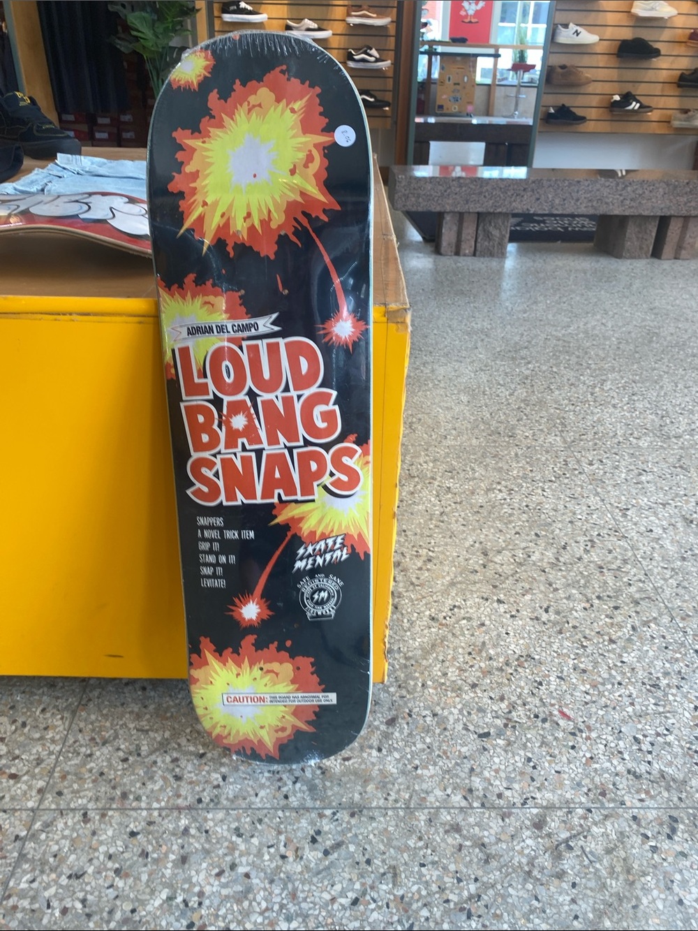 Skate Mental : Adrien Campo Snaps deck (8.06)